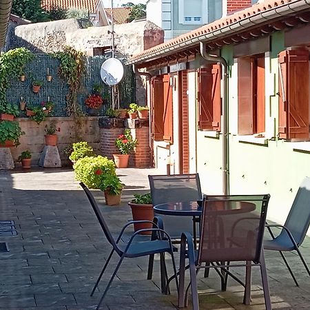 Apartamentos Las Cuadras De Estanos Muriedas Exterior foto