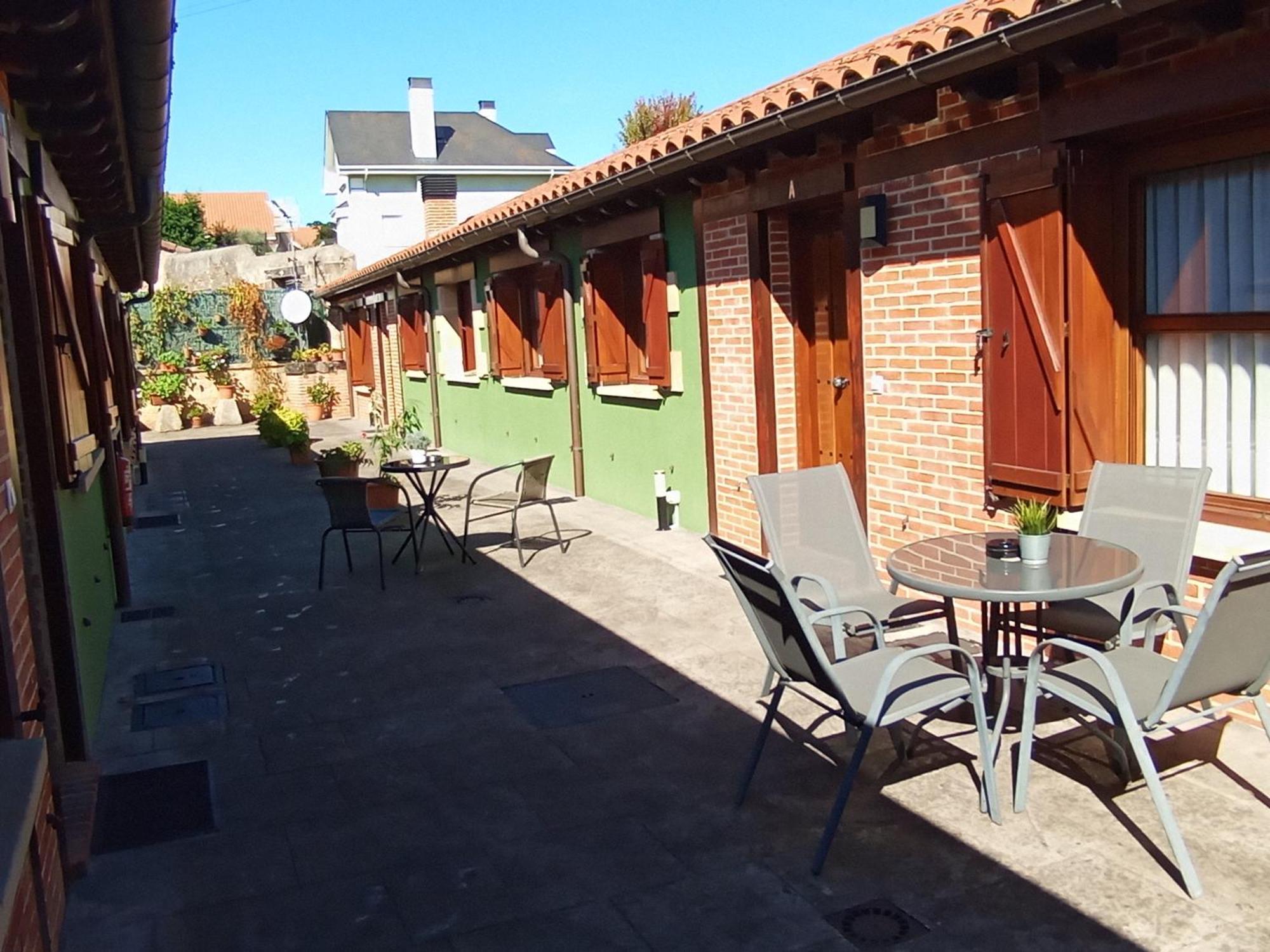 Apartamentos Las Cuadras De Estanos Muriedas Exterior foto